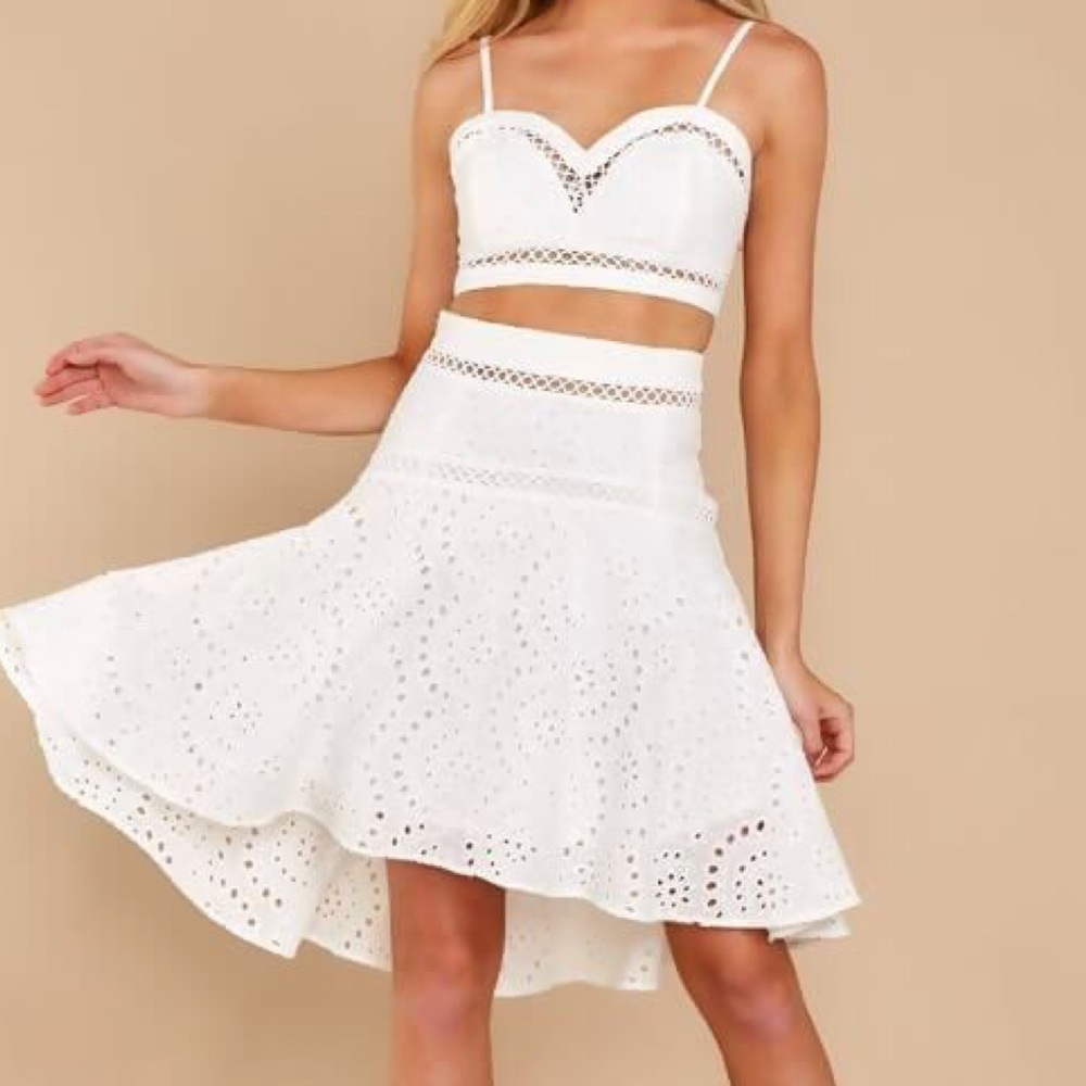 Two Piece Set - red dress boutique- size M NWT